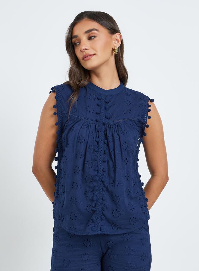 ستايلي مجموعة نسائية بنمط توب وبنطال بأرجل واسعة - Image 2